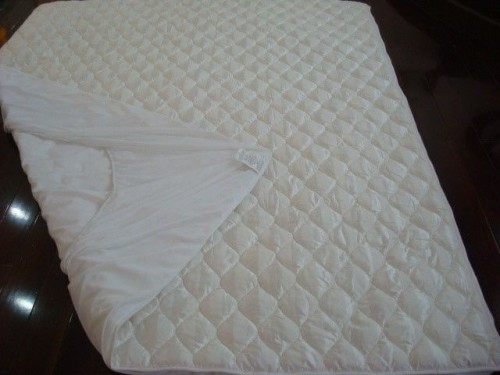 Quilted Waterproof Bedspread (Quilted Waterproof Mattress Protector）